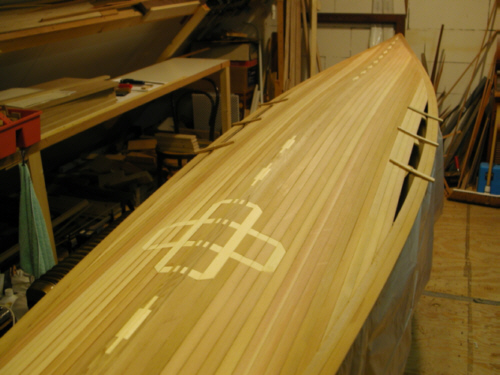 Zeekajak Caribou aanbrengen deckstrips